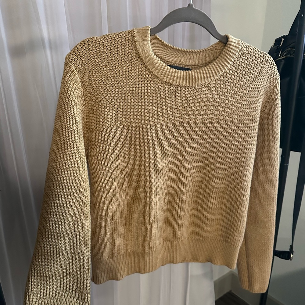Banana Republic Beige Crew Neck Sweater NWOT